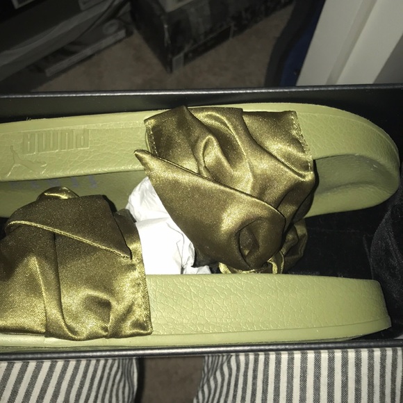 Rhianna Olive Green Puma Slides - Picture 2 of 4
